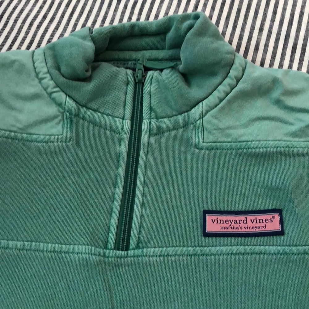 🐳Vineyard Vines 1/4 zip Shep shirt, size XL - Picture 3 of 5